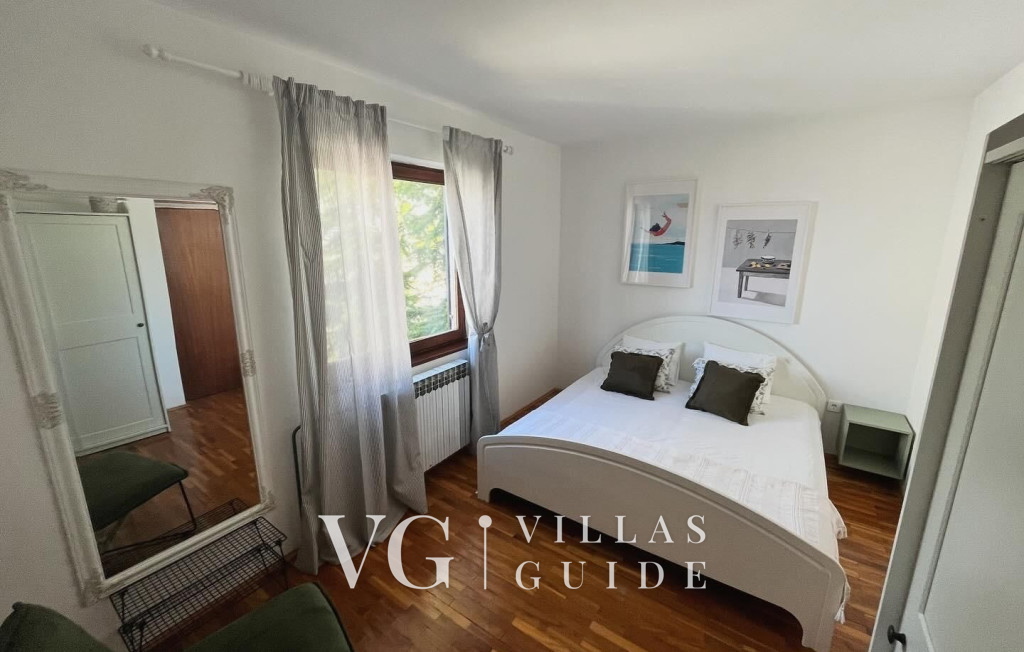 Villa Dramalj Queen Bedroom