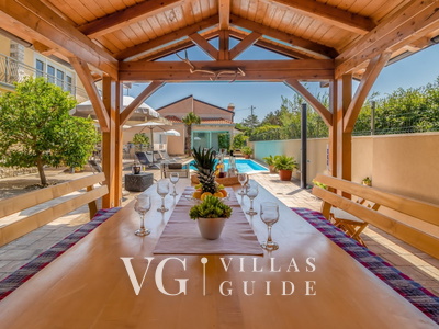 Villa Mary Garden and property exterior