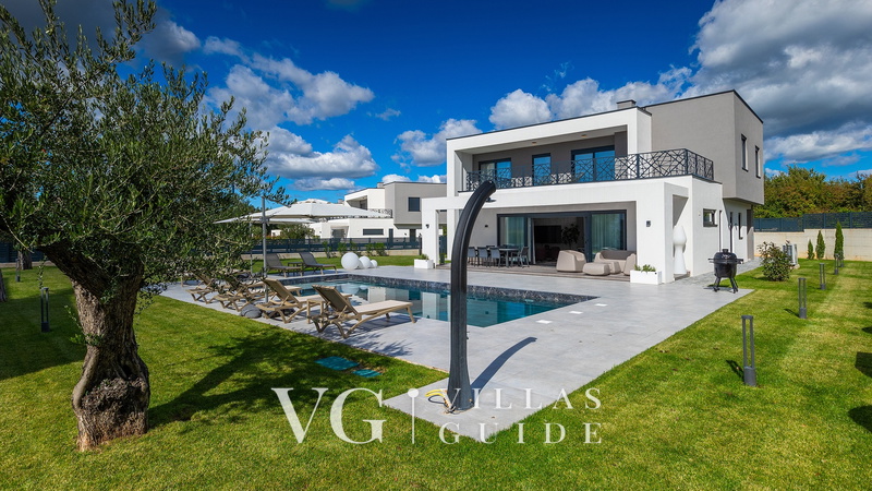 Villa Sever Dvorište i vanjski dio objekta