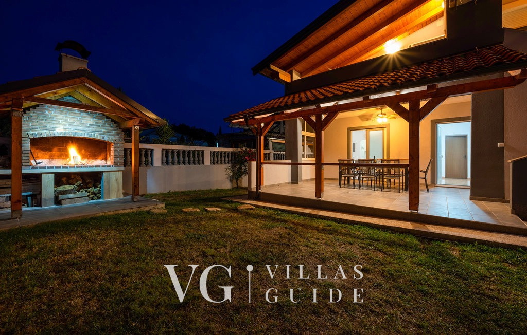 Apartman Gabrijela Garden and property exterior