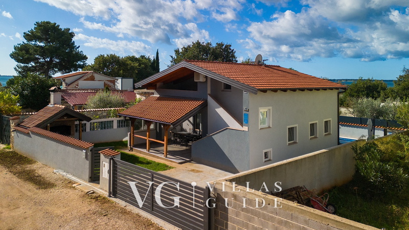 Apartman Nataša Garten und Außenbereich