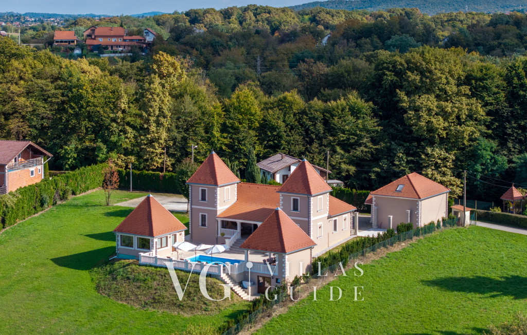 Dvori Perdedaj Garden and property exterior