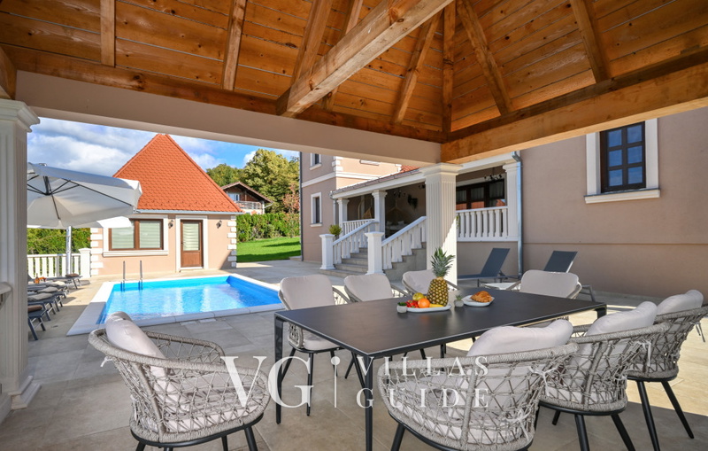 Dvori Perdedaj Garden and property exterior