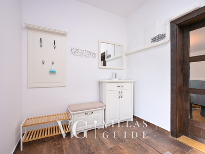 Dvori Perdedaj Other