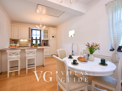 Dvori Perdedaj Kitchen