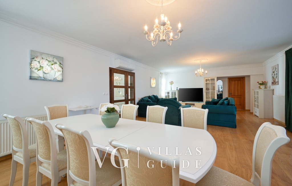 Dvori Perdedaj Living room