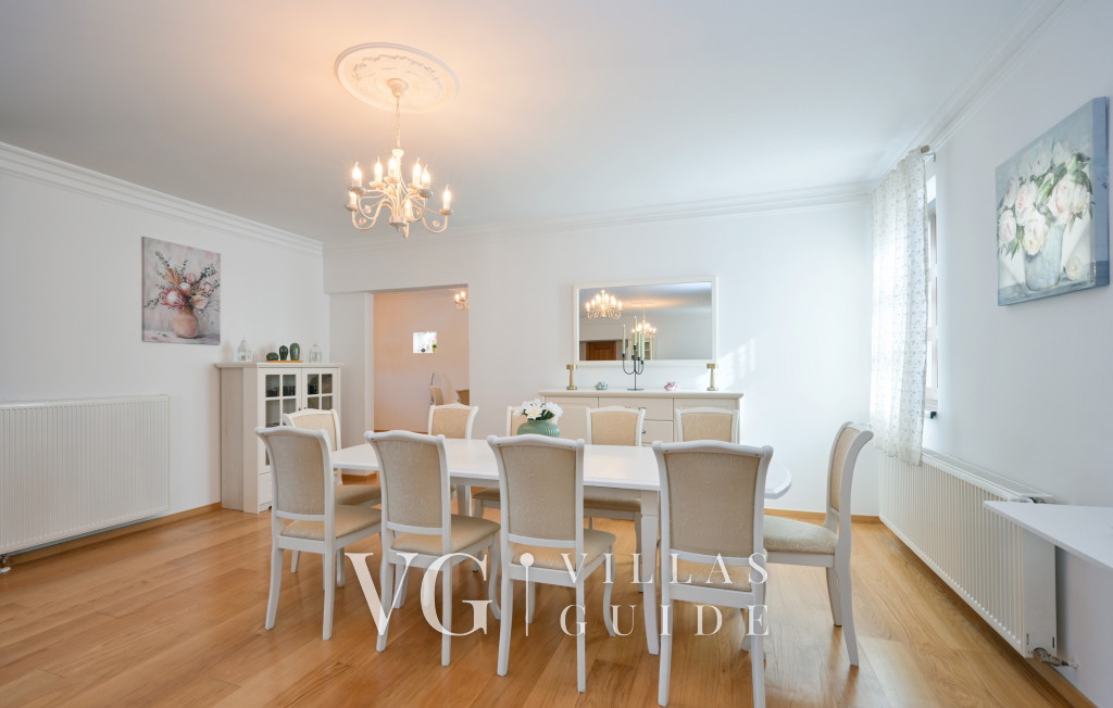 Dvori Perdedaj Living room