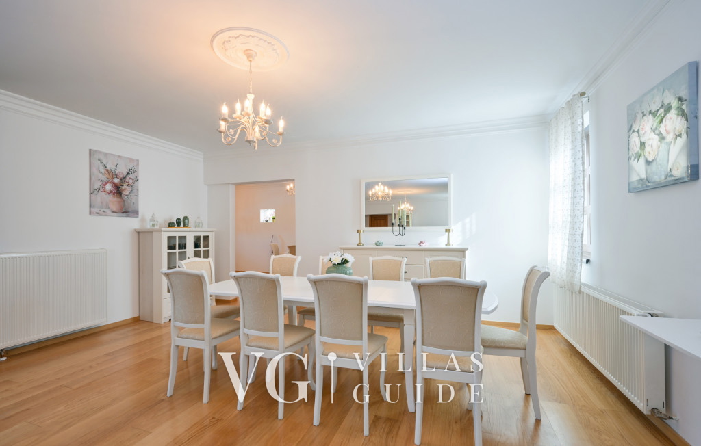 Dvori Perdedaj Living room