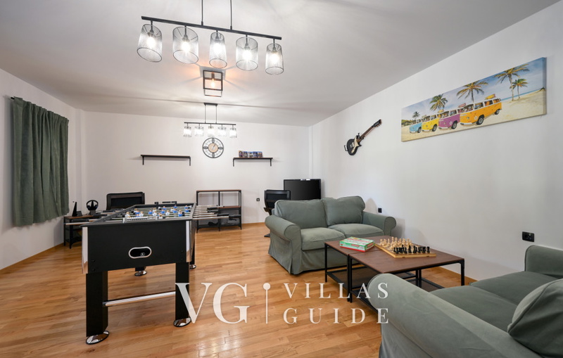 Dvori Perdedaj Additional content