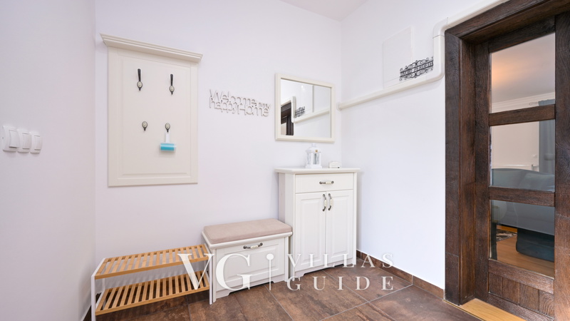 Dvori Perdedaj Ostalo
