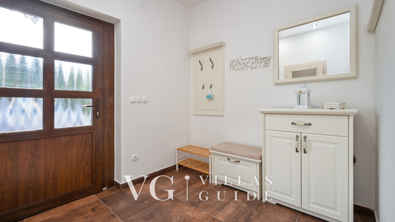 Dvori Perdedaj Ostalo
