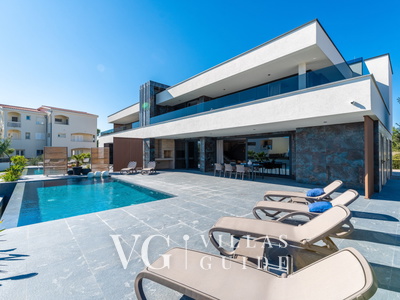 Suva Punta Luxe Bazen