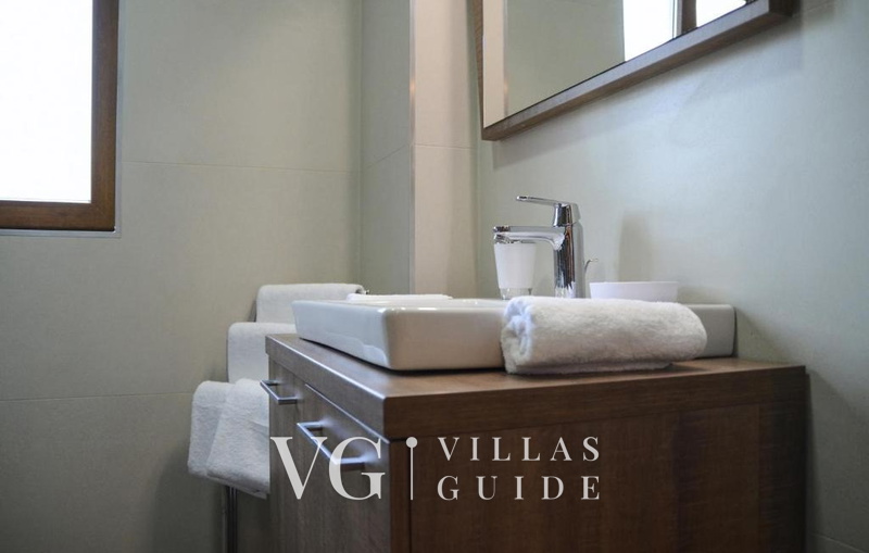 Villa Harmony Bathroom