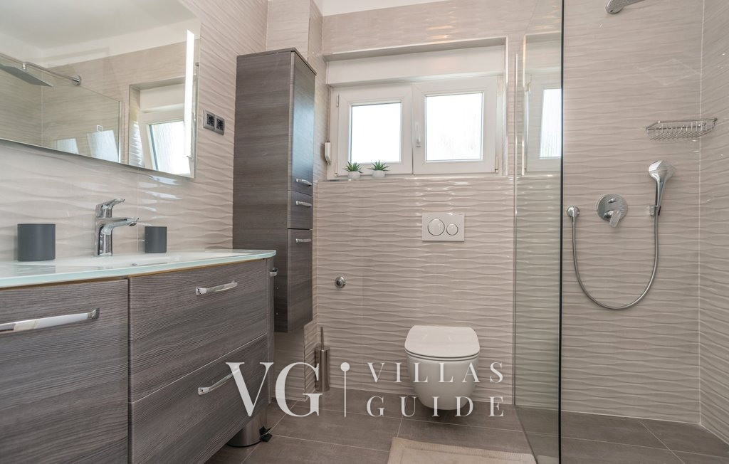 Apartman ANA - Zadar Bathroom