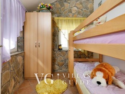 Holiday home Lišnjak Schlafzimmer