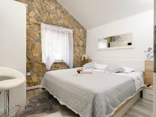 Holiday home Lišnjak