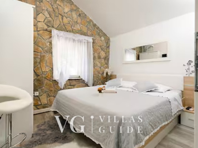 Holiday home Lišnjak