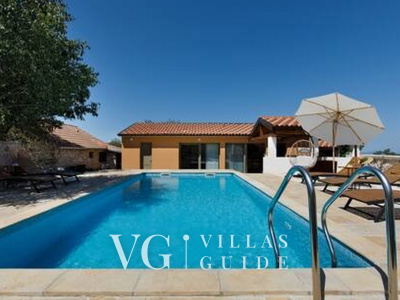 Holiday home Lišnjak Pool