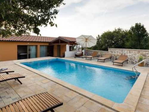 Holiday home Lišnjak