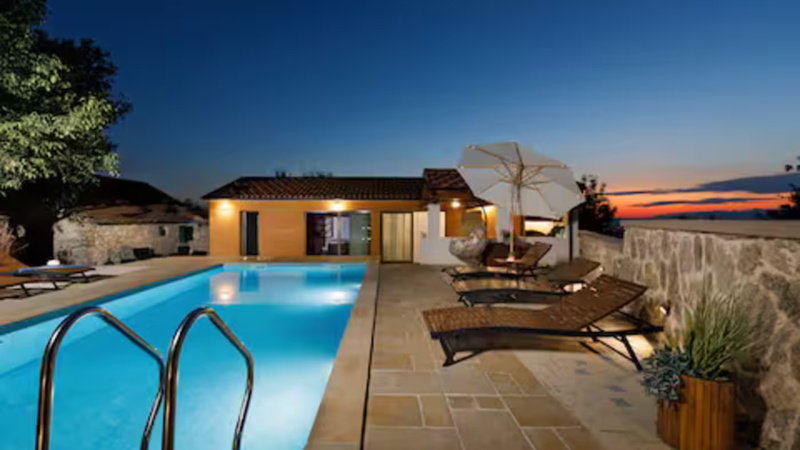 Holiday home Lišnjak