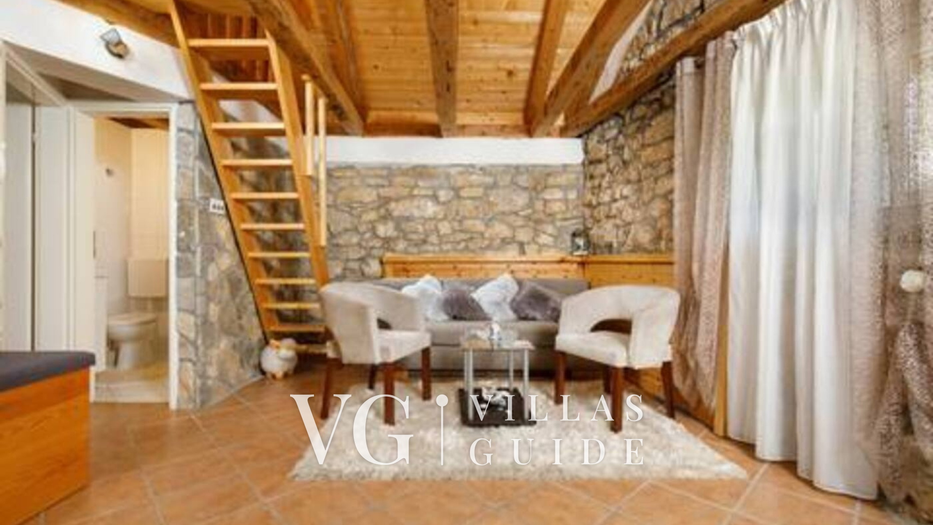 Holiday home Lišnjak Wohnzimmer