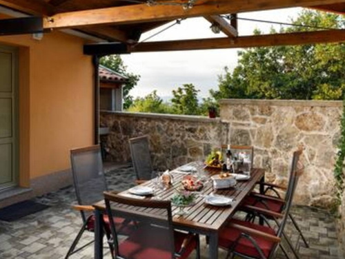 Holiday home Lišnjak