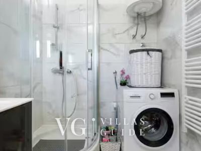 Holiday home Lišnjak Badezimmer