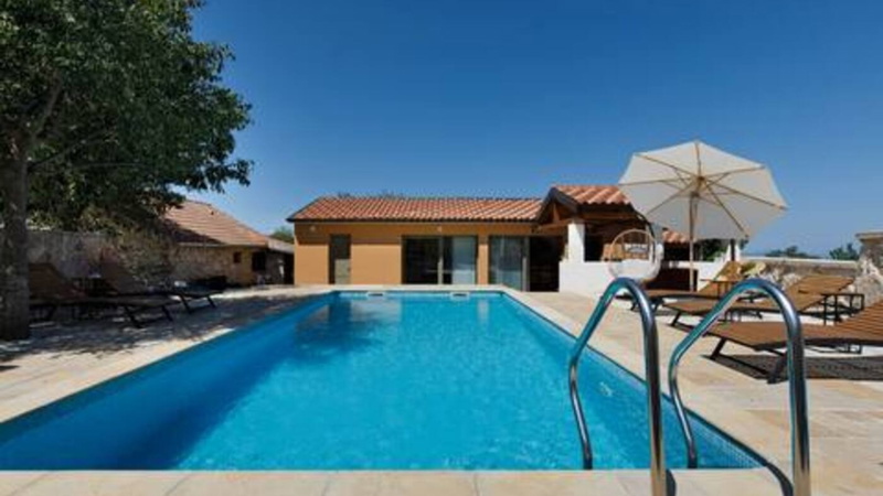 Holiday home Lišnjak