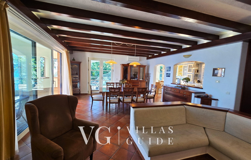 Villa Palazzo del mar with pool Opatija-Mošćenička Draga Wohnzimmer