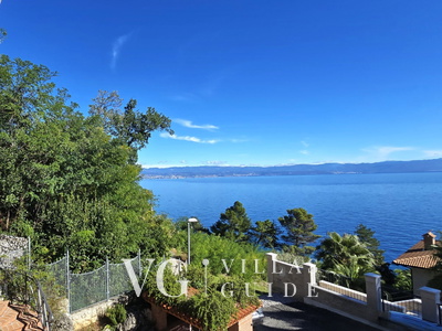 Villa Palazzo del mar with pool Opatija-Mošćenička Draga Garden and property exterior