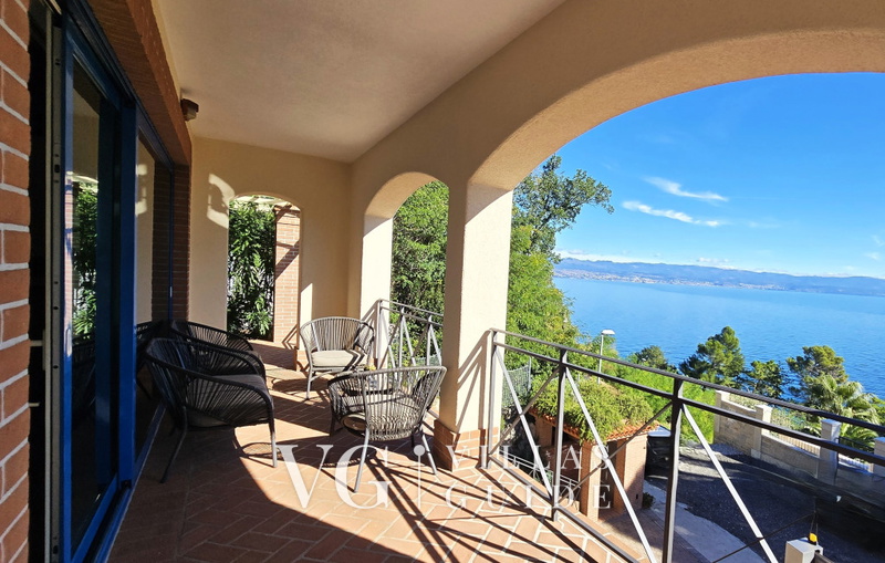 Villa Palazzo del mar with pool Opatija-Mošćenička Draga Garten und Außenbereich