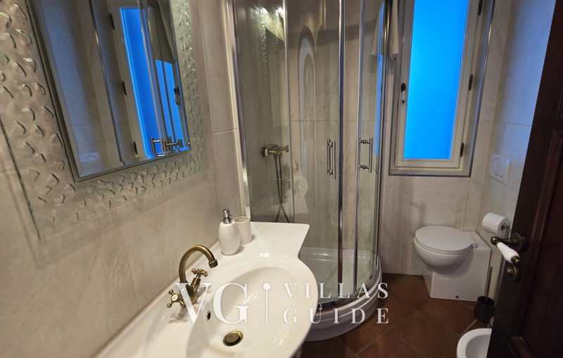 Villa Palazzo del mar with pool Opatija-Mošćenička Draga Badezimmer