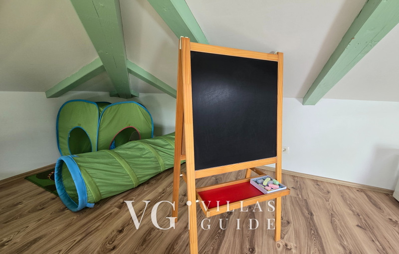 Villa Palazzo del mar with pool Opatija-Mošćenička Draga Schlafzimmer