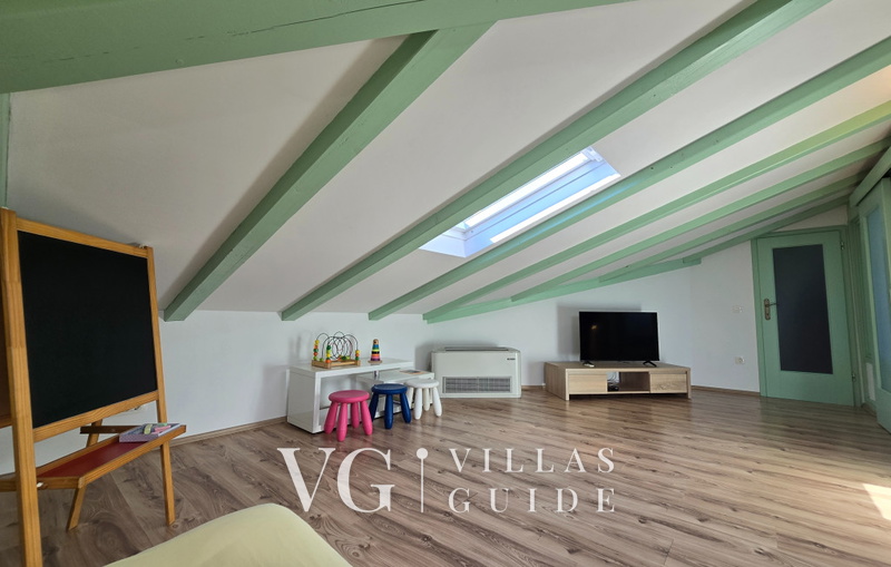 Villa Palazzo del mar with pool Opatija-Mošćenička Draga Schlafzimmer