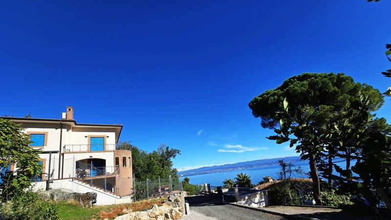 Villa Palazzo del mar with pool Opatija-Mošćenička Draga