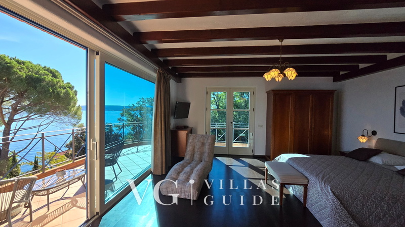 Villa Palazzo del mar with pool Opatija-Mošćenička Draga Schlafzimmer