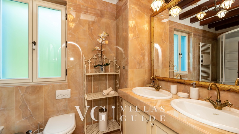 Villa Palazzo del mar with pool Opatija-Mošćenička Draga Badezimmer