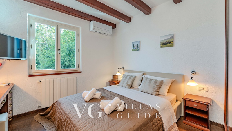 Villa Palazzo del mar with pool Opatija-Mošćenička Draga Schlafzimmer