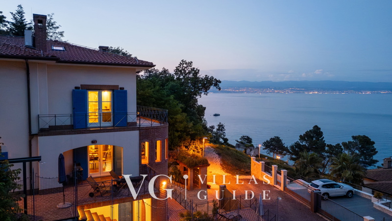 Villa Palazzo del mar with pool Opatija-Mošćenička Draga
