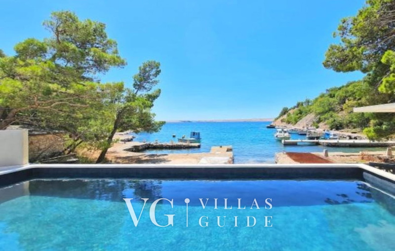 Villa Palazzo Maestral pool&beachfront&whirpool Pool