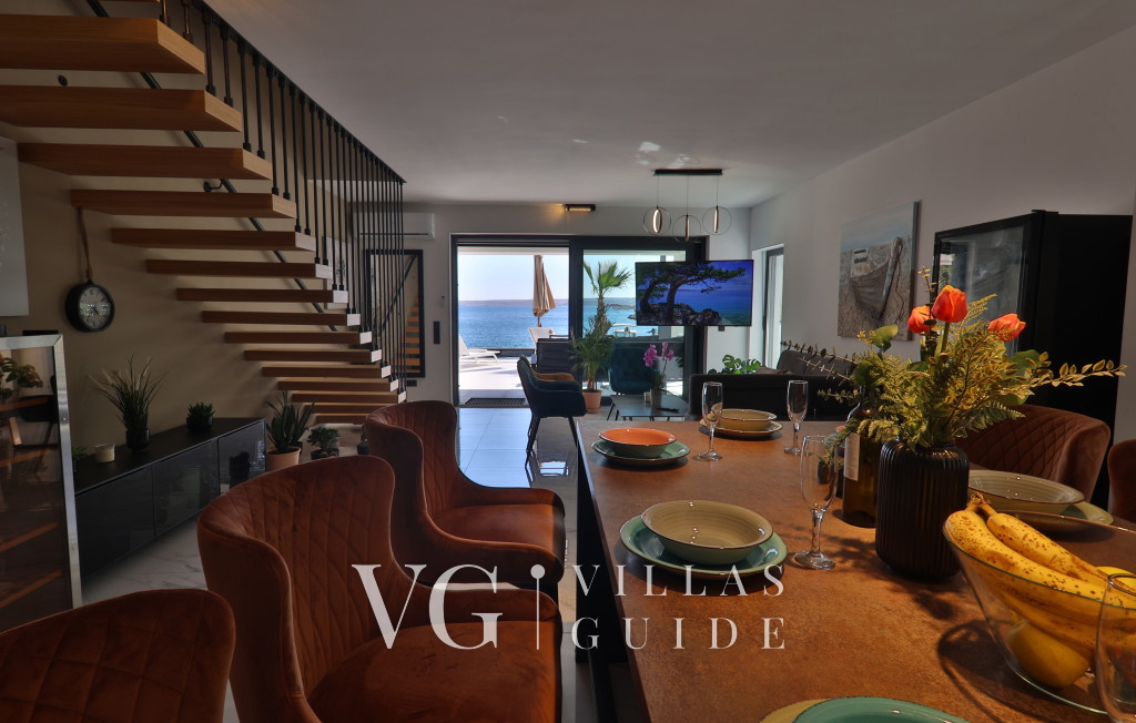 Villa Palazzo Maestral pool&beachfront&whirpool Kuhinja