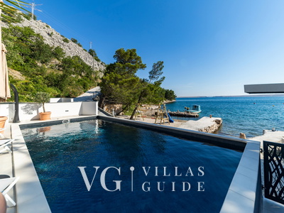 Villa Palazzo Maestral pool&beachfront&whirpool