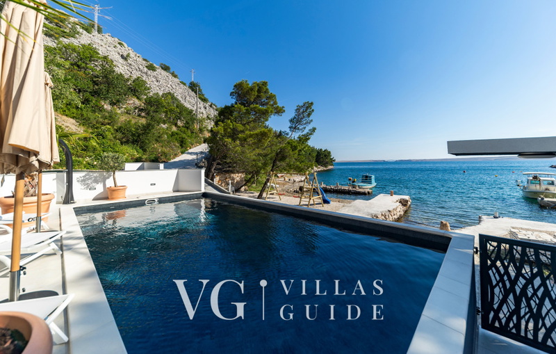 Villa Palazzo Maestral pool&beachfront&whirpool