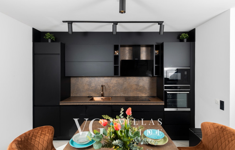 Villa Palazzo Maestral pool&beachfront&whirpool Kitchen