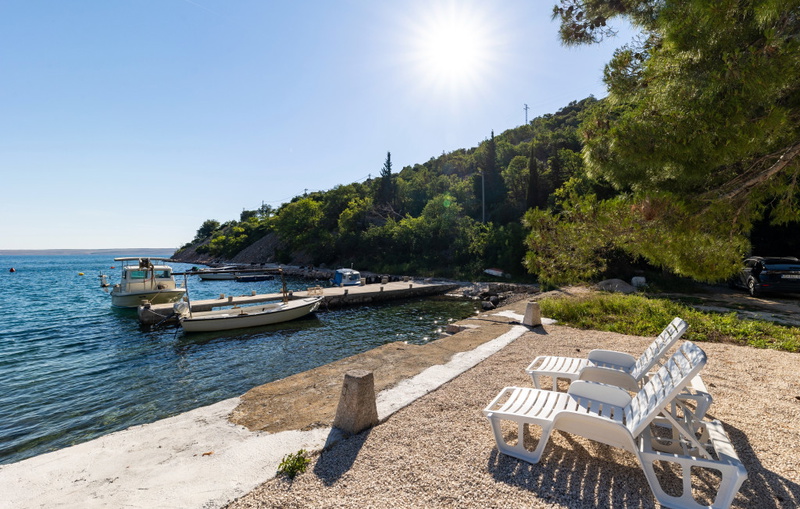 Villa Palazzo Maestral pool&beachfront&whirpool