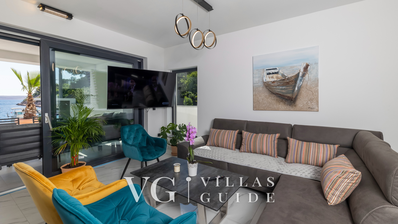 Villa Palazzo Maestral with pool&whirpool&beachfront Wohnzimmer