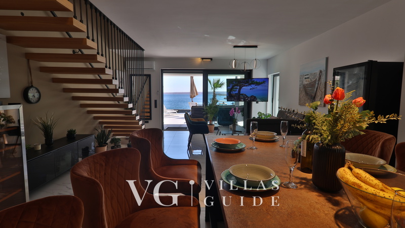 Villa Palazzo Maestral with pool&whirpool&beachfront Küche