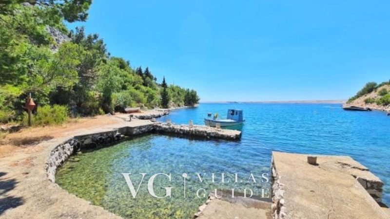 Villa Palazzo Maestral with pool&whirpool&beachfront Zusatzinhalte