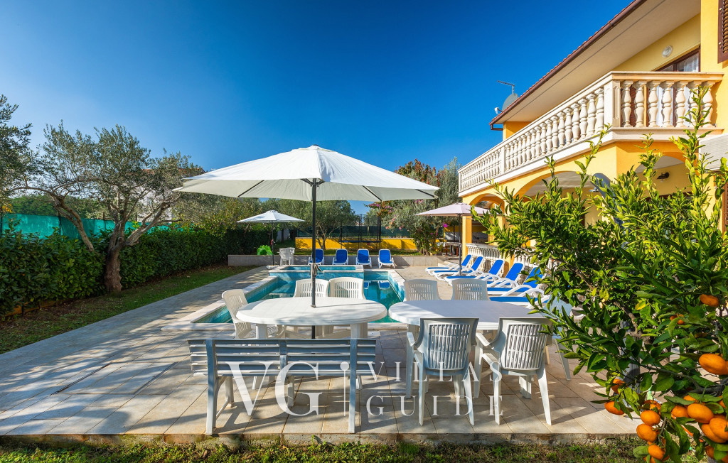 Villa Smilja Garden and property exterior