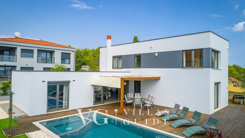 Villa Leana Garten und Außenbereich